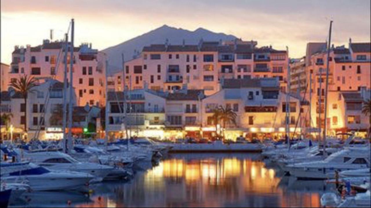 Mi Capricho Beachfront 400 - With Sea Views Costa Del Sol Appartement Sitio de Calahonda